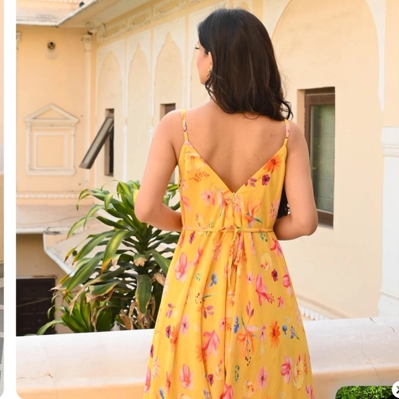 Floral Yellow Jumpsuit - Picture 10 of 12